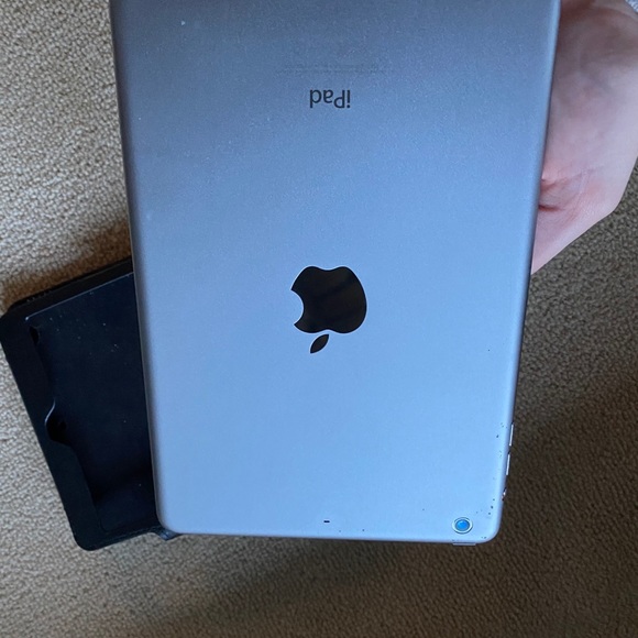 iPad mini - Picture 6 of 6